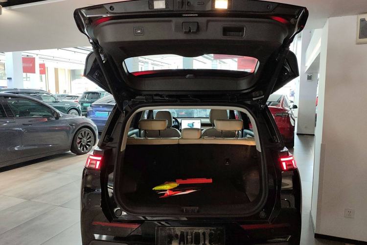 Used AION Y 2021 80 Enjoyment Tech Edition Trunk