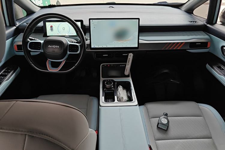 Used AION Y 2021 70 Intelligent Dynamic Edition Center Console