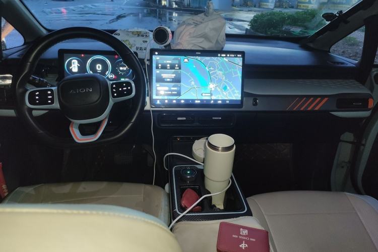 Used AION Y 2021 70 Intelligent Dynamic Edition Center Console