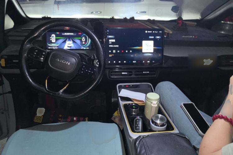 Used AION Y 2021 70 Enjoy Edition Center Console