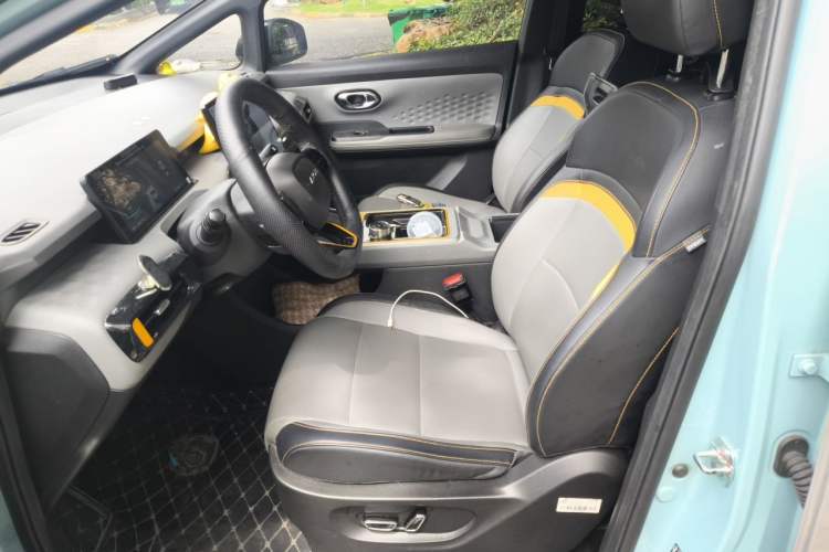 Used AION Y 2021 70 Tech Vitality Edition Driver Seat