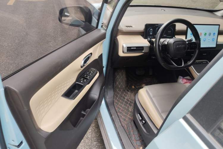 Used AION Y 2021 70 Intelligent Dynamic Edition Driver Seat