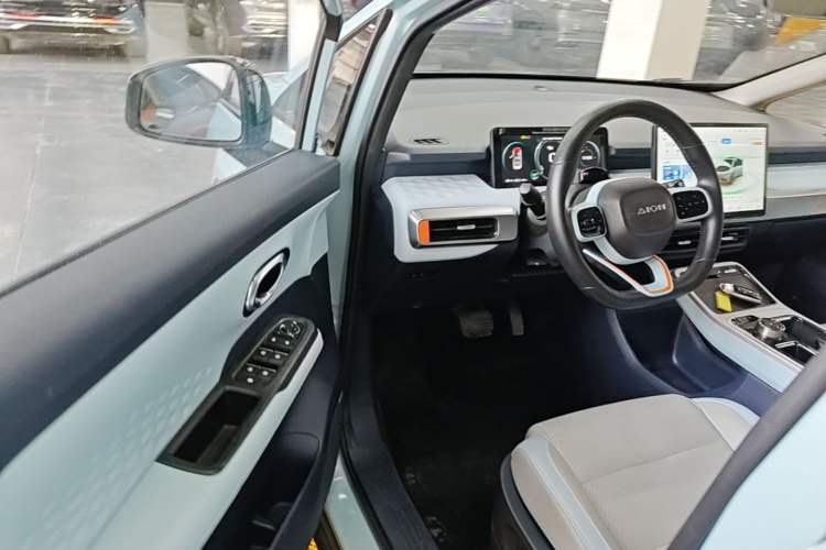 Used AION Y 2021 70 Tech Vitality Edition Driver Seat
