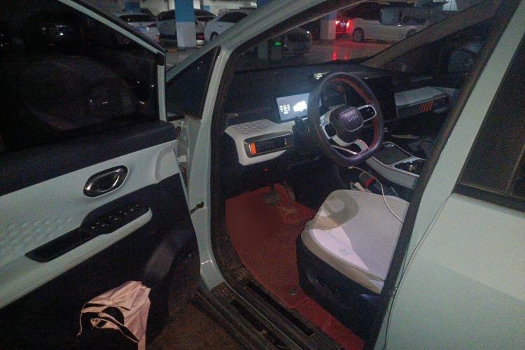 Used AION Y 2021 70 Tech Vitality Edition Driver Seat