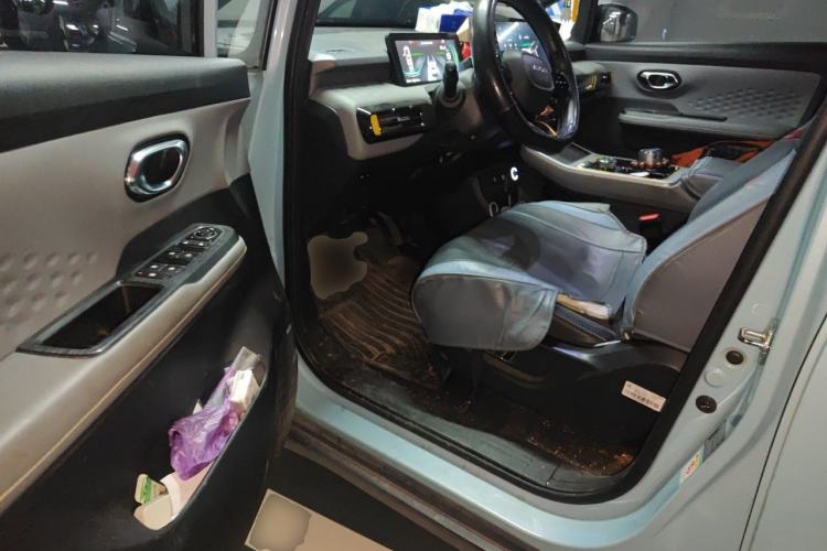 Used AION Y 2021 80 Enjoyment Tech Edition Driver Seat