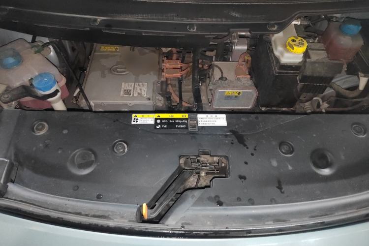Used AION Y 2021 70 Intelligent Edition Engine Bay
