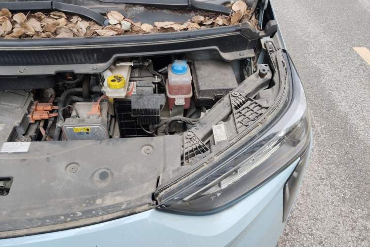 Used AION Y 2021 70 Intelligent Dynamic Edition Engine Bay Left