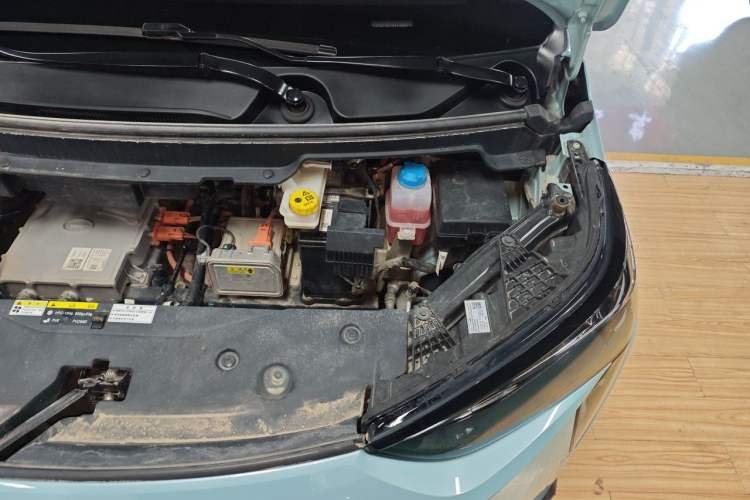 Used AION Y 2021 70 Enjoy Vitality Edition Engine Bay Left