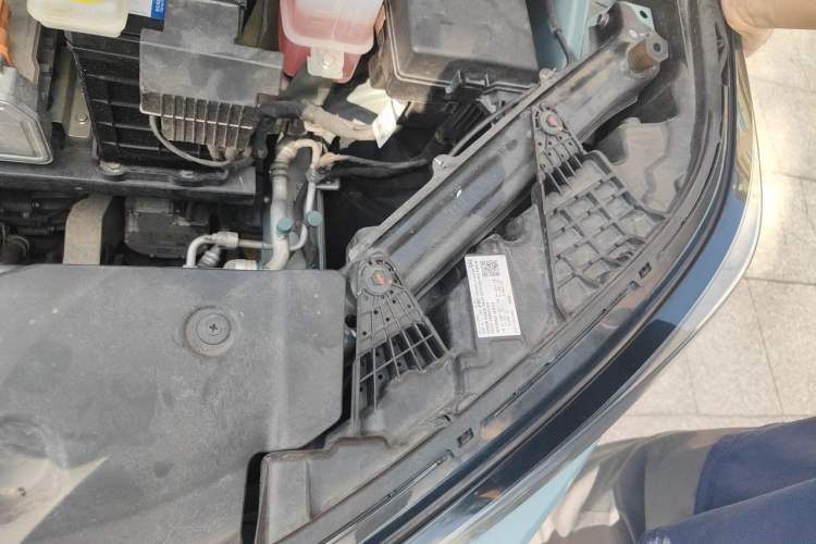 Used AION Y 2021 70 Tech Vitality Edition Engine Bay Left