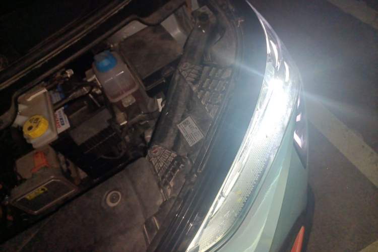 Used AION Y 2021 70 Tech Vitality Edition Engine Bay Left