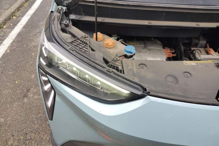 Used AION Y 2021 70 Tech Vitality Edition Engine Bay Right