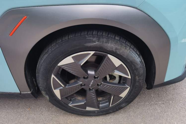 Used AION Y 2021 70 Intelligent Dynamic Edition Exterior 1