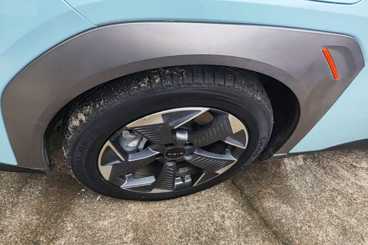 Used AION Y 2021 70 Intelligent Edition Exterior 2