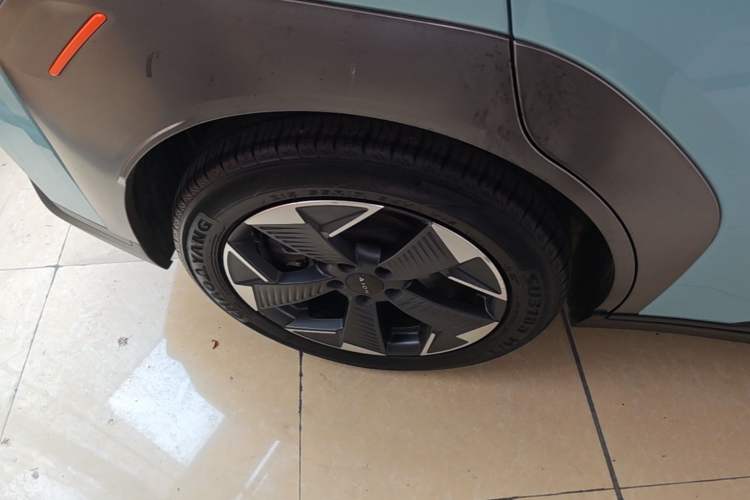 Used AION Y 2021 70 Intelligent Edition Exterior 5