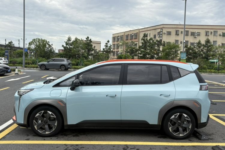 Used AION Y 2021 70 Intelligent Edition Exterior 5