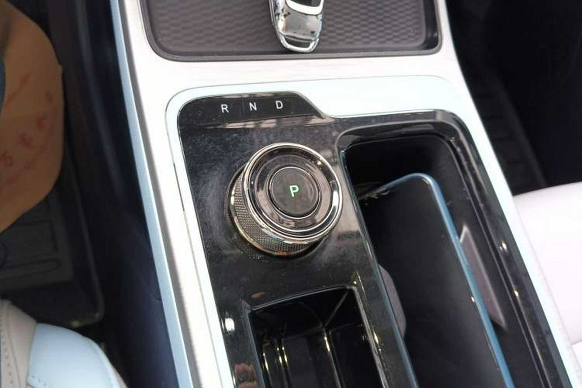 Used AION Y 2021 70 Enjoyment Tech Edition Gear Lever