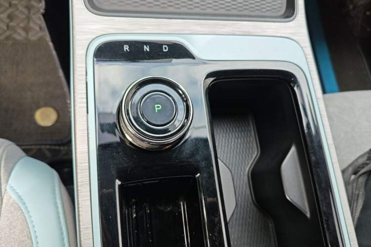 Used AION Y 2021 70 Enjoy Edition Gear Lever
