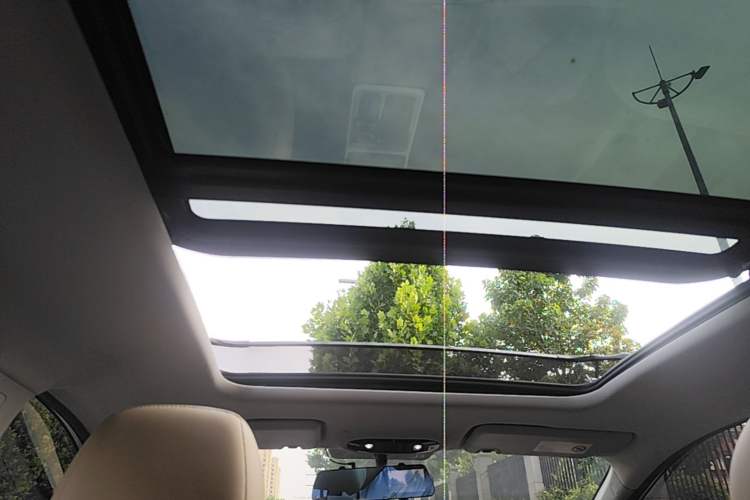 Used AION Y 2021 70 Intelligent Dynamic Edition Headliner