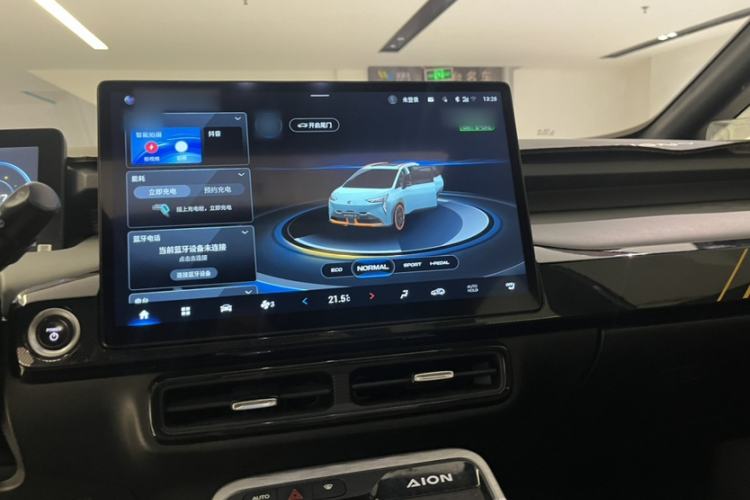 Used AION Y 2021 70 Enjoyment Tech Edition Interior 1