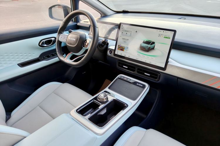 Used AION Y 2021 70 Intelligent Dynamic Edition Interior 3
