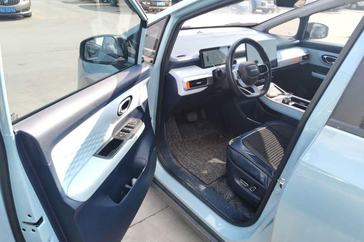Used AION Y 2021 70 Tech Vitality Edition Interior 3