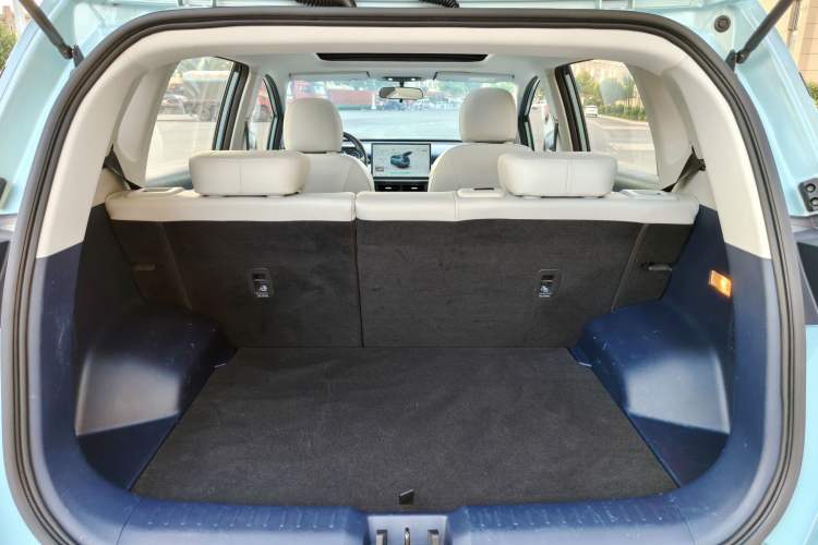 Used AION Y 2021 70 Intelligent Dynamic Edition Interior 5