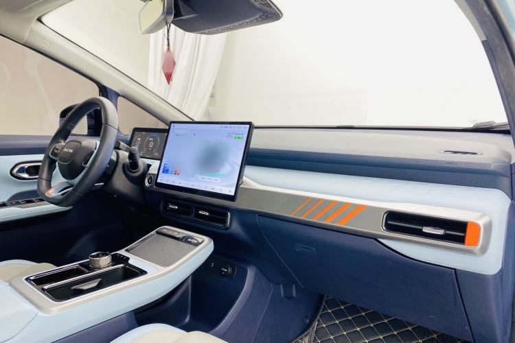 Used AION Y 2021 70 Enjoyment Tech Edition Interior 5