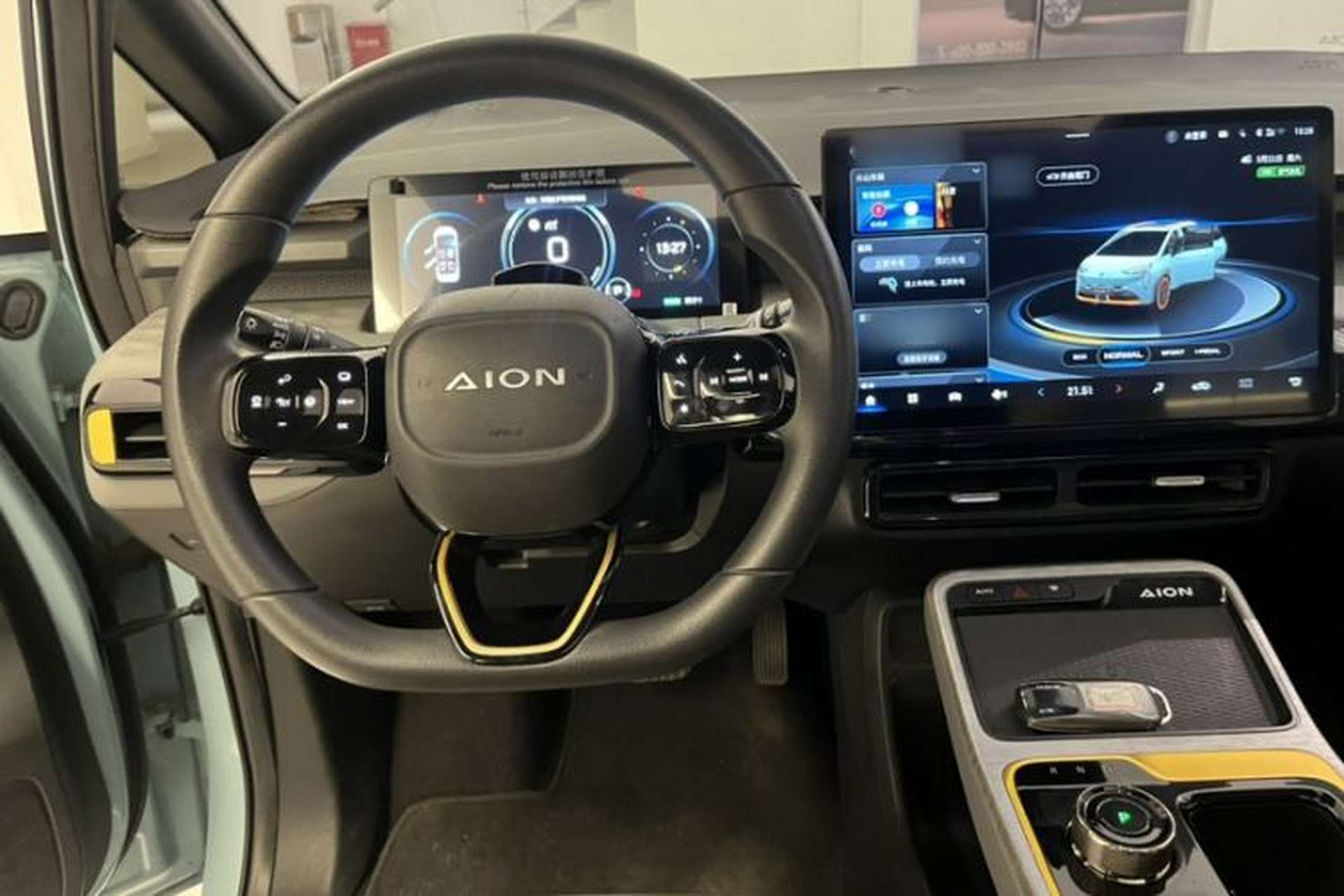 Used AION Y 2021 70 Enjoyment Tech Edition Interior 7