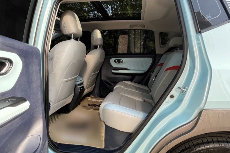 Used AION Y 2021 70 Tech Vitality Edition Interior 9