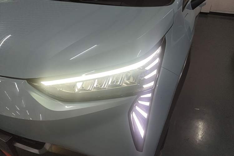 Used AION Y 2021 70 Tech Vitality Edition Left Front Headlight