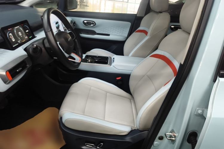 Used AION Y 2021 70 Intelligent Dynamic Edition Left Front Seat