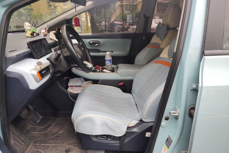 Used AION Y 2021 70 Tech Vitality Edition Left Front Seat
