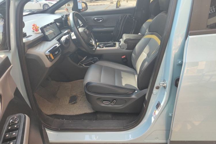 Used AION Y 2021 70 Tech Vitality Edition Left Front Seat