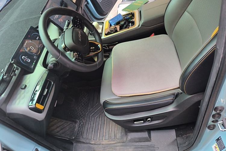 Used AION Y 2021 70 Intelligent Edition Left Front Seat