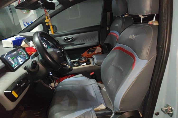 Used AION Y 2021 80 Enjoyment Tech Edition Left Front Seat