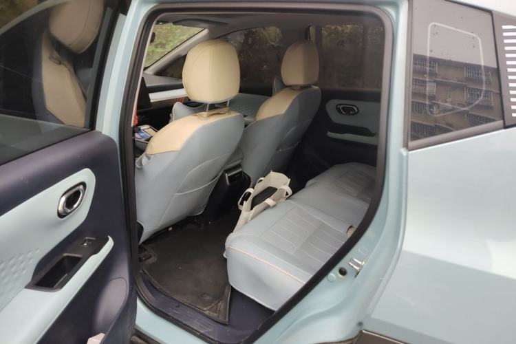 Used AION Y 2021 70 Tech Vitality Edition Left Rear Seat