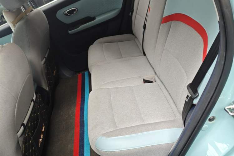 Used AION Y 2021 70 Enjoy Edition Left Rear Seat