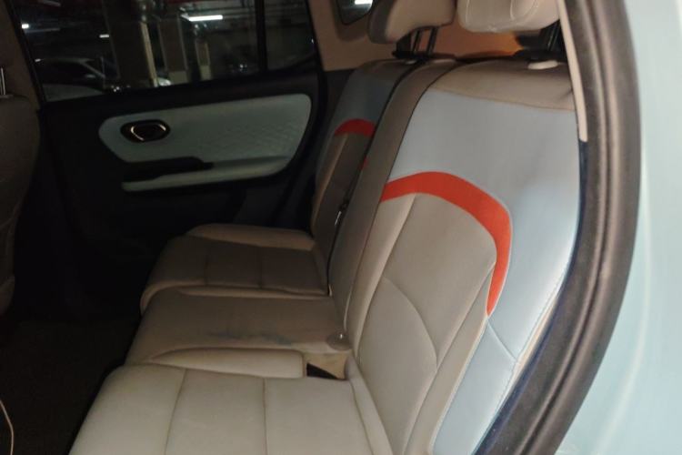 Used AION Y 2021 70 Enjoyment Tech Edition Left Rear Seat
