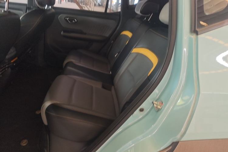 Used AION Y 2021 70 Tech Vitality Edition Left Rear Seat