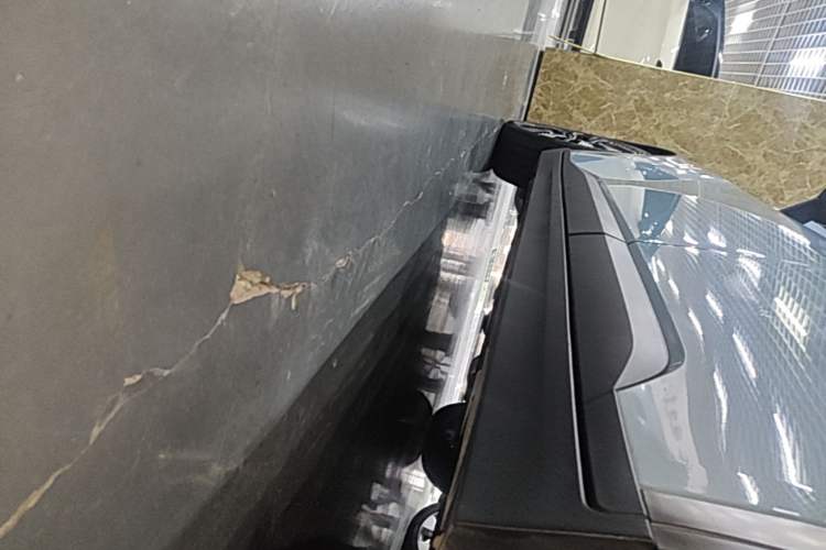 Used AION Y 2021 70 Tech Vitality Edition Left Side Sill