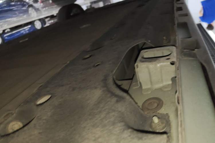 Used AION Y 2021 70 Tech Vitality Edition Left Side Sill