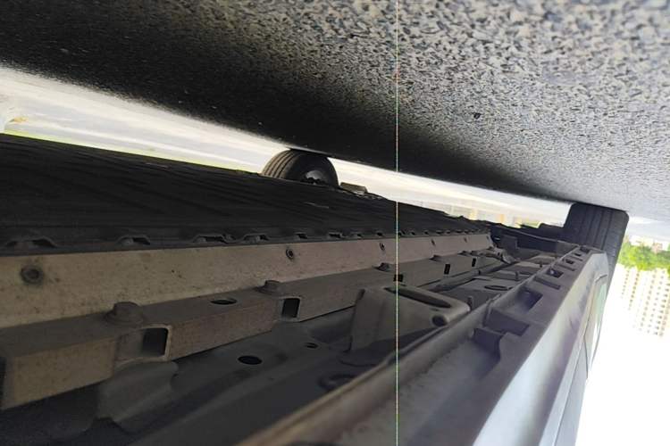 Used AION Y 2021 70 Intelligent Dynamic Edition Left Side Sill