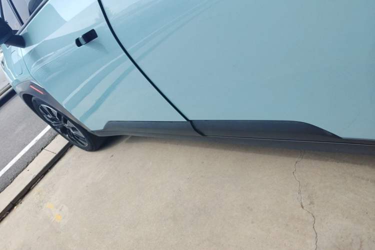 Used AION Y 2021 70 Enjoyment Tech Edition Left Side Sill