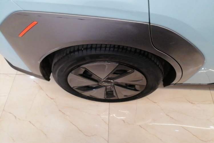 Used AION Y 2021 70 Enjoy Edition Right Rear Wheel Hub