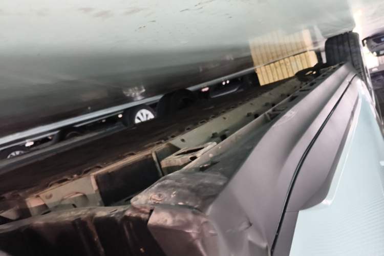 Used AION Y 2021 70 Intelligent Dynamic Edition Right Side Sill