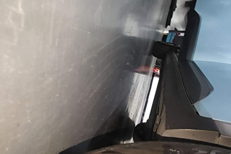 Used AION Y 2021 70 Tech Vitality Edition Right Side Sill