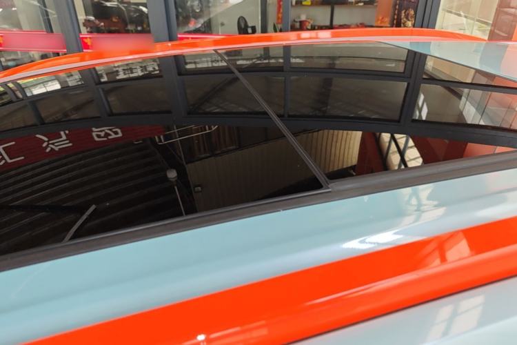 Used AION Y 2021 70 Intelligent Edition Roof