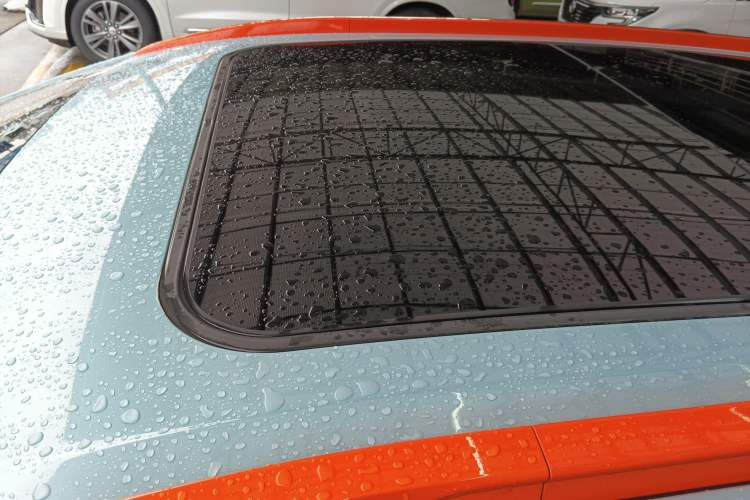 Used AION Y 2021 70 Enjoyment Tech Edition Roof