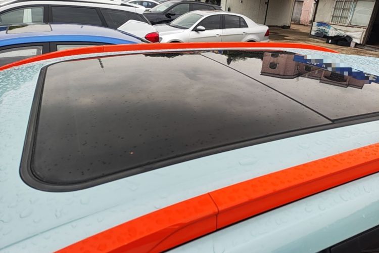 Used AION Y 2021 70 Intelligent Edition Roof