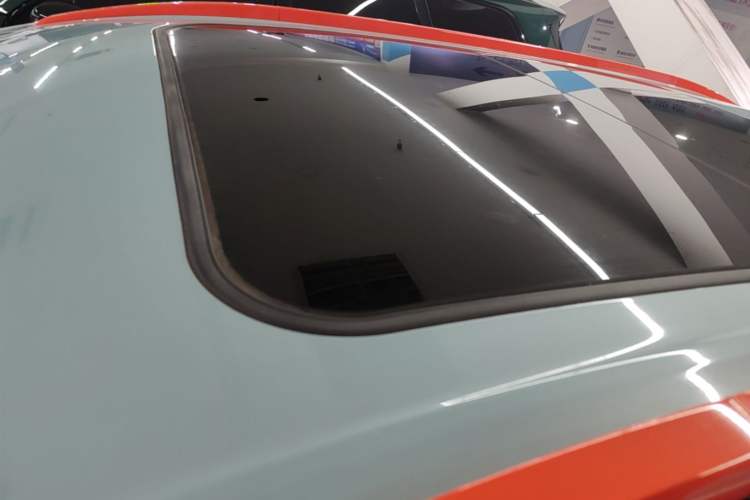 Used AION Y 2021 70 Intelligent Edition Roof